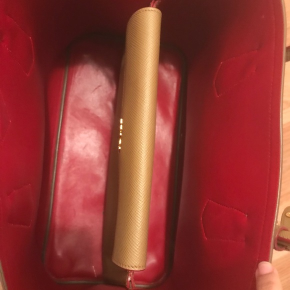 Authentic Prada double saffiano bag - Picture 3 of 13